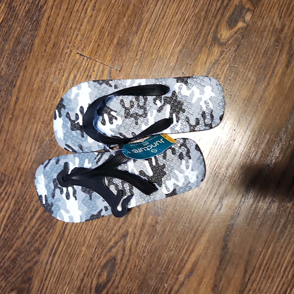 Flip flops